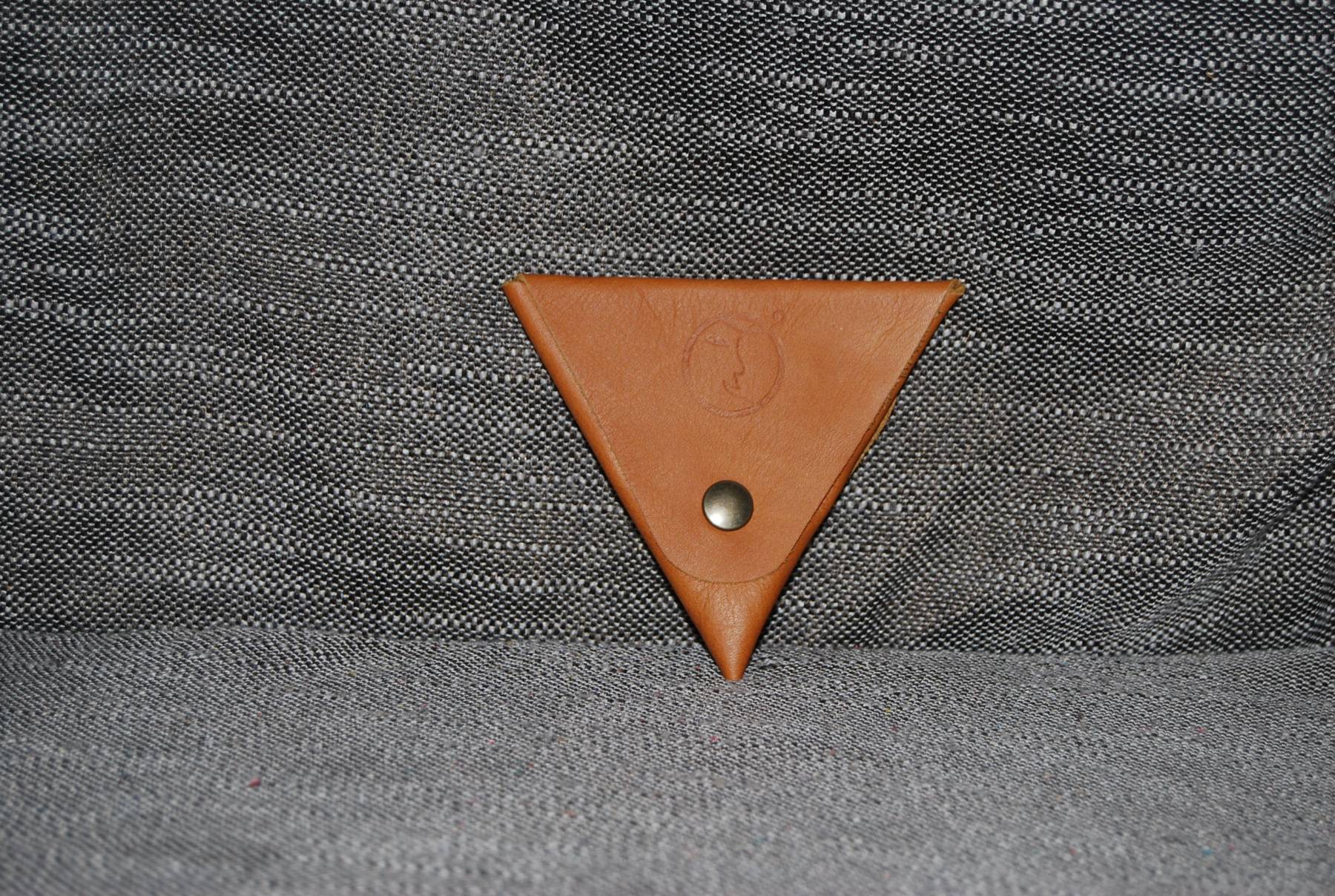 Porte-monnaie triangle marron clair